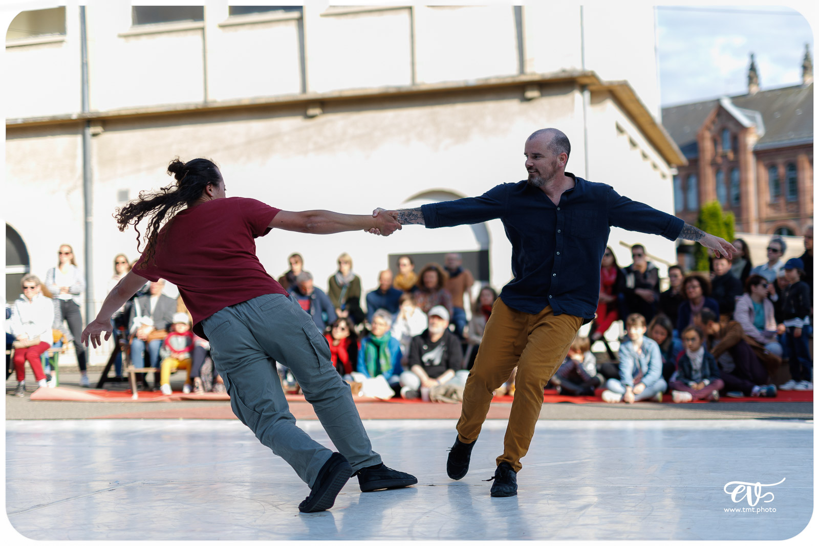 NO MAN'S LAND (CIE DARUMA)